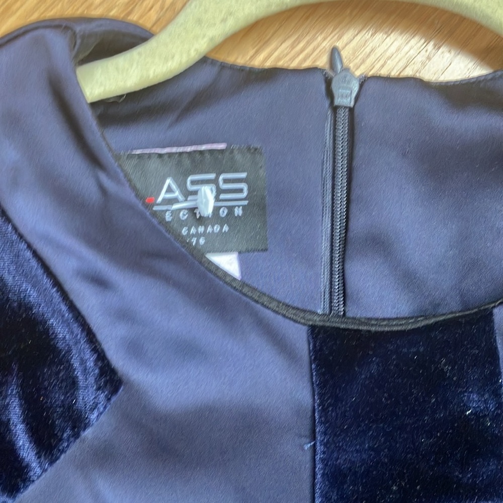 Possible 90s velvet detailed dress best for M - Picture 3 of 4